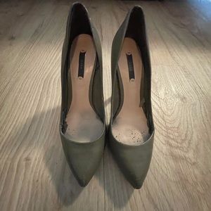 Used Zara Grey Heels